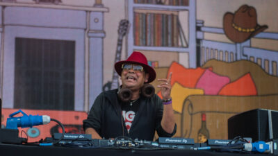 32 Craig Charles